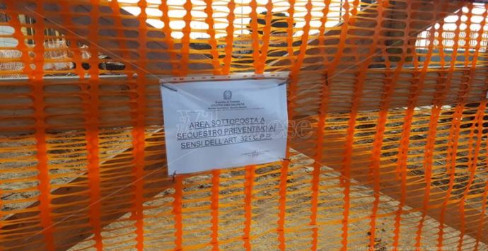 Nuovo ospedale di Vibo, sequestrata l’area del cantiere delle opere complementari – Video