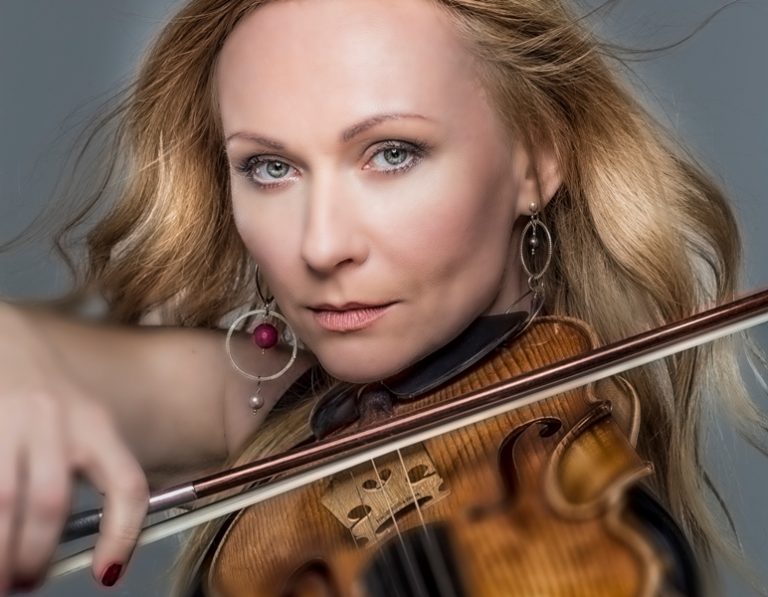 Vibo, la violista Serova e i Tango sonos trio chiudono “I concerti del giovedì”