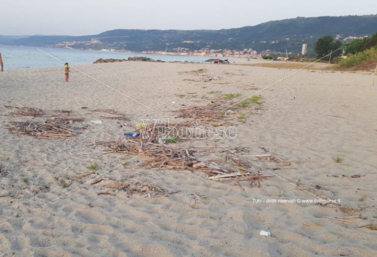 Bivona, residenti e villeggianti chiedono da tempo la pulizia della spiaggia