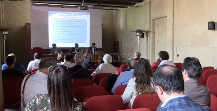 Antiriciclaggio e finanziamento del terrorismo, esperti a confronto a Vibo – Video