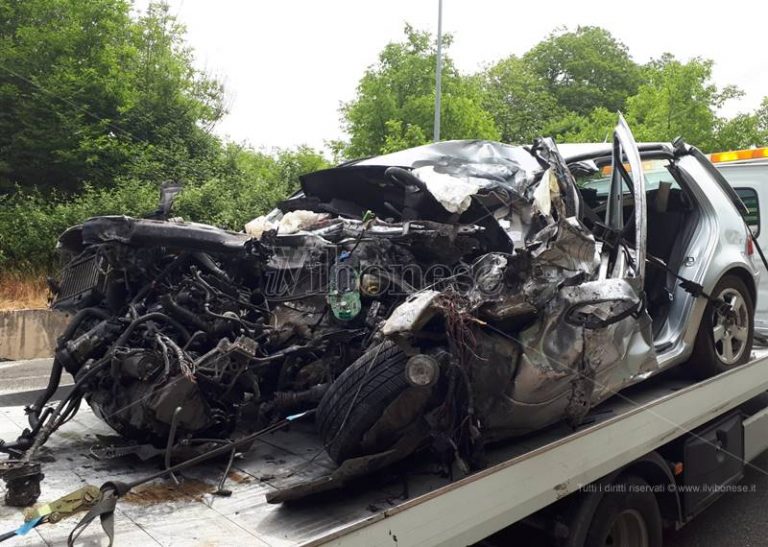 Incidente sulla Trasversale, fuori pericolo il quarto giovane di Soriano – Video