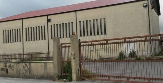Incolumità pubblica a rischio, chiusa la palestra interscolastica di Serra