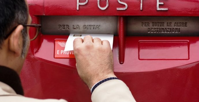 Decoro urbano, Poste italiane cambia le “storiche” cassette rosse