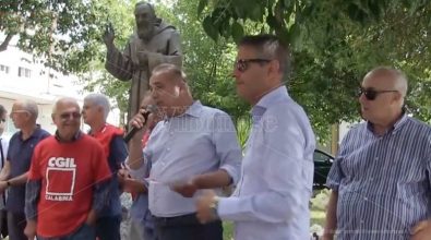 Sanità al collasso, presidio della Cgil all’ingresso dello Jazzolino – Video