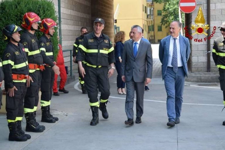 Il prefetto Zito in visita al Comando dei Vigili del fuoco di Vibo