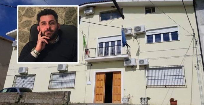 Il Consiglio comunale di Joppolo cambia sede, Ventrice: «Scelta illegittima»