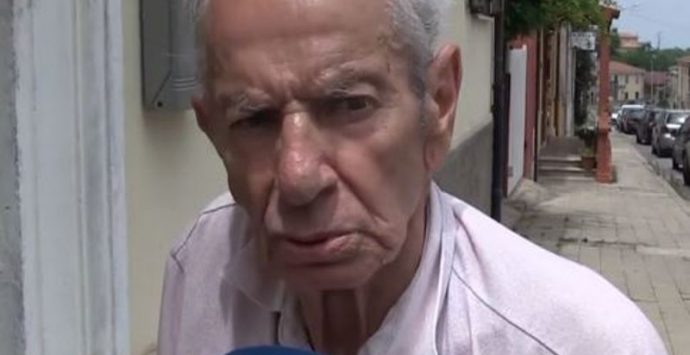 I parenti di Guido Tricarico: «Lo abbiamo sempre aiutato, ma è impossibile accontentarlo»