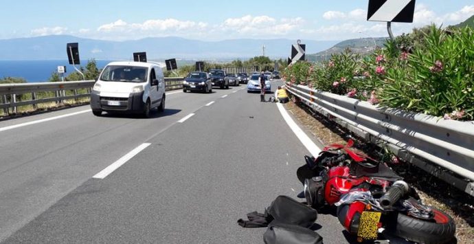 Incidente nel tratto vibonese dell’A2, ferito un centauro scozzese