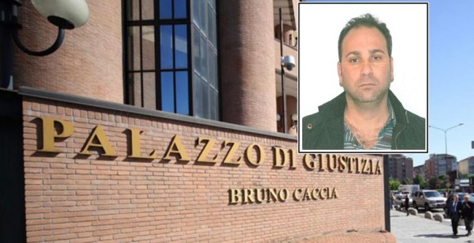 ‘Ndrangheta: il pentito Mantella e l’eliminazione dei magistrati antimafia a Torino e in Calabria – Video