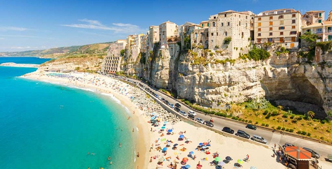 La spiaggia più famosa di TRopea