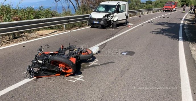 Incidente in contrada Silica a Vibo, “clinicamente morto” il giovane centauro