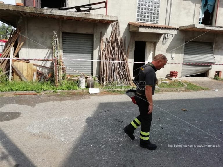 Esplode bombola di gas a Spadola, morto un 70enne – Video/Foto
