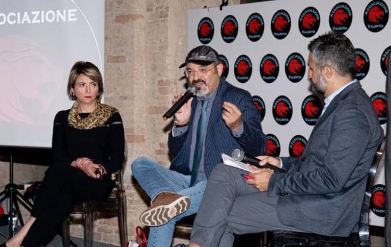 “Valentia in festa”, Ciro Indolfi e Pino Aprile protagonisti della seconda serata – Video