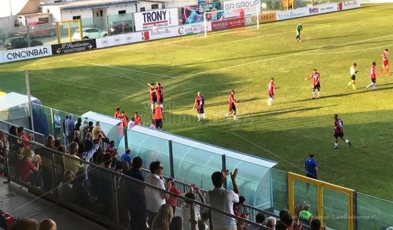 Vibonese super contro il Rende: tre reti e prima vittoria stagionale