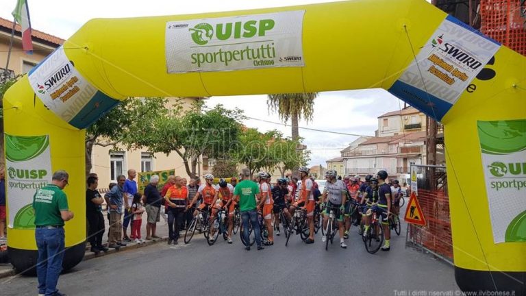 A Monterosso ciclisti da tutta la Calabria per la “Bec Madonna del Rosario” – Video