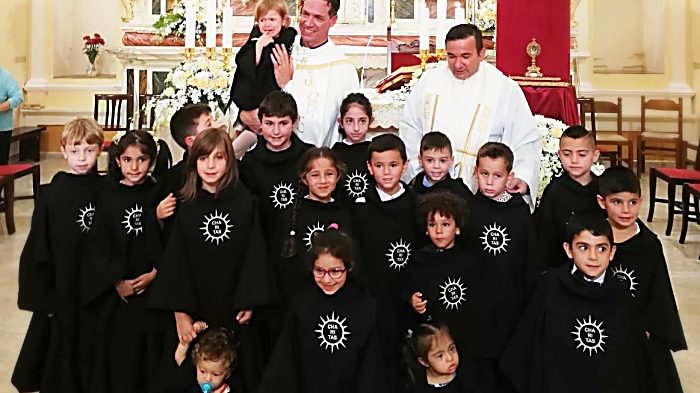 Potenzoni in festa per San Francesco, anche i bimbi vestiti da frati