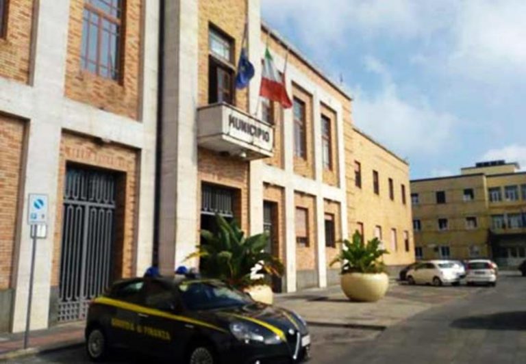 Covid 19: amministratore positivo a Palazzo Luigi Razza, sospeso il consiglio comunale