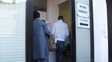 Vibo, lunghe attese in uno scantinato: benvenuti alla Farmacia territoriale  – Video