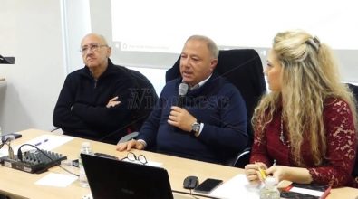 Storie di donne di mafia, il libro di don Cozzi presentato a Limbadi – Video