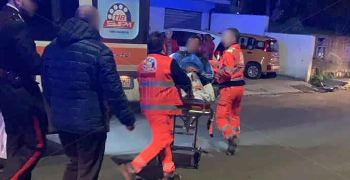 Si schianta contro un cordolo, automobilista ferito alle porte di Sant’Onofrio – Foto