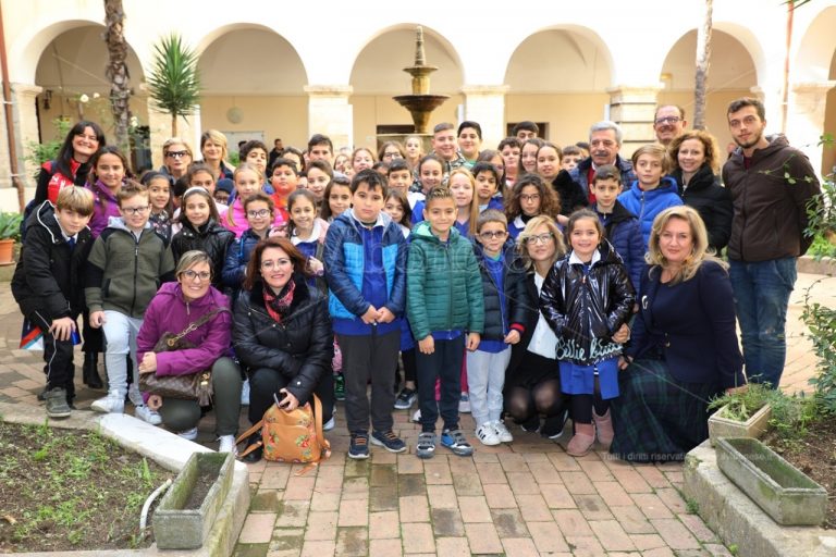 I bambini vibonesi disegnano la Calabria dei loro sogni – Foto/Video