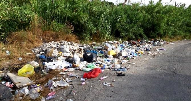 Depurazione e strade invase dai rifiuti a Vibo, incontro fra Comune e Corap