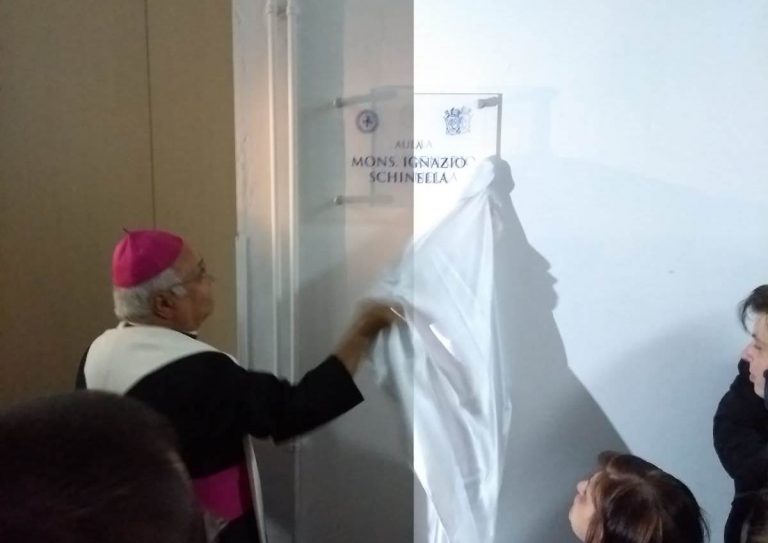 La Chiesa non dimentica monsignor Schinella: intitolata aula del Pit di Catanzaro