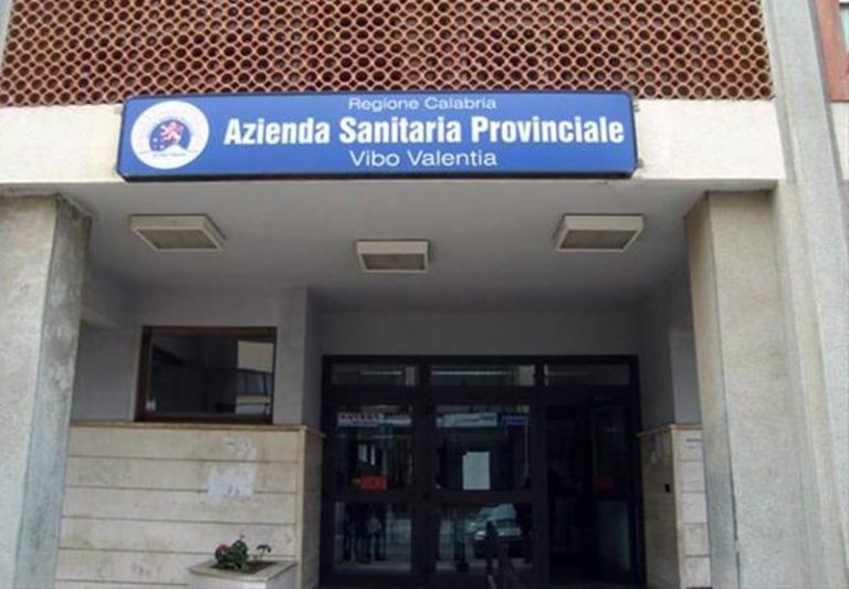 Annullate le selezioni per il nuovo direttore Asp di Vibo, Alecci: «Fatto gravissimo»