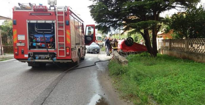 Incidente stradale a Vibo Marina, coinvolto calciatore della Vibonese – Foto