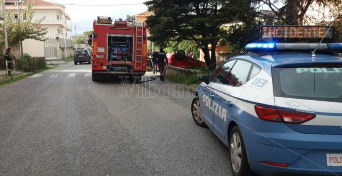 Incidente stradale a Vibo Marina, coinvolto calciatore della Vibonese – Foto