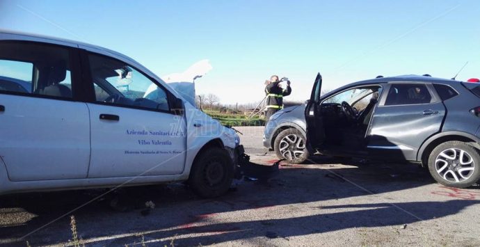 Incidente sulla Provinciale 17, tre persone ferite – Foto/Video