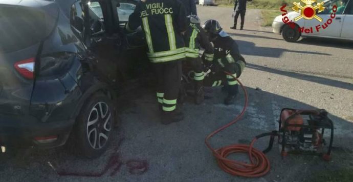 Incidente sulla Provinciale 17, tre persone ferite – Foto/Video