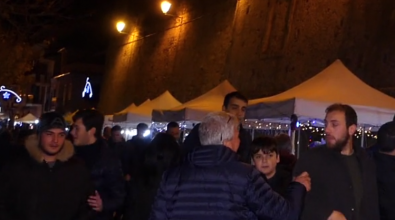 Nicotera, il centro storico si anima grazie ai mercatini di Natale – Video