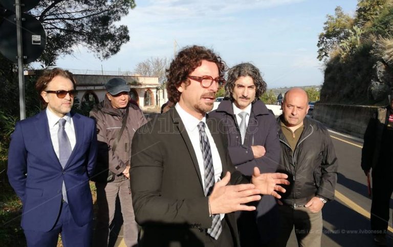 Toninelli torna sulla Sp23: «Fatto un miracolo per riaprirla. Ora passi all’Anas» – Video