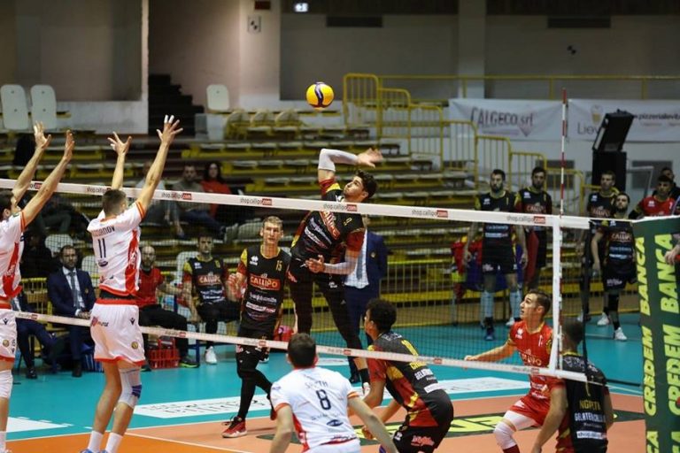 Superlega, nuova sconfitta per Vibo: contro Ravenna arriva un punto