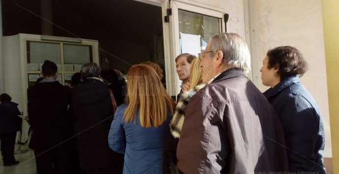 Disagi negli Uffici ticket a Vibo, Antonio Lo Schiavo: «L’Asp potenzi il servizio»