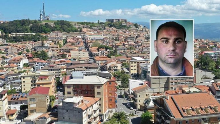 ‘Ndrangheta, le “soffiate” di un carabiniere sulle microspie a Mantella