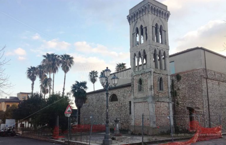 Mileto, lotta contro il tempo per salvare il campanile della Cattolica