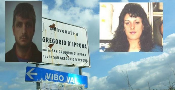 Uccise e poi bruciò l’ex compagna nel Vibonese, condannato a 16 anni