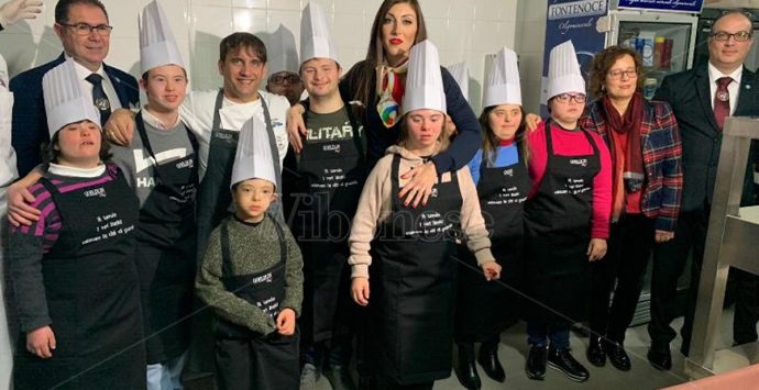 I ragazzi con sindrome di down chef stellati per una notte – Foto/Video