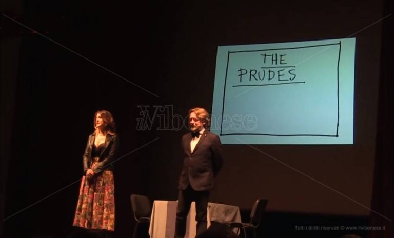 “The prudes”, a Vibo la commedia sui luoghi comuni del sesso – Video