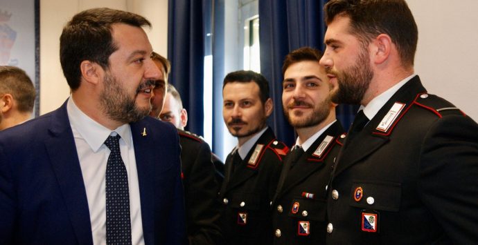 Salvini a Vibo: «Grazie ai Carabinieri che hanno ripulito questa terra» – Video