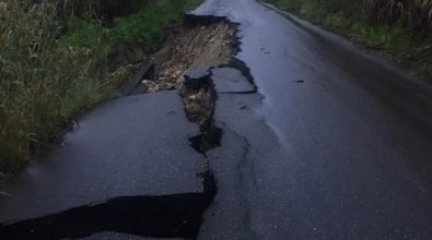 Maltempo: frane lungo la Mileto-Dinami, strada chiusa