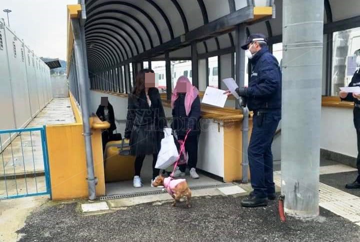 Rientro dei fuorisede, laboratorio mobile per i tamponi alla stazione di Vibo-Pizzo