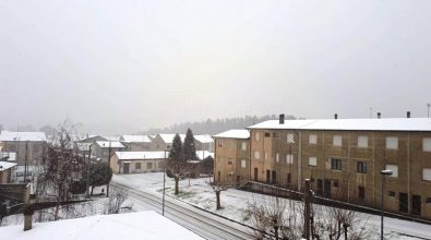 Neve nelle Serre vibonesi, a Nardodipace scuole ancora chiuse