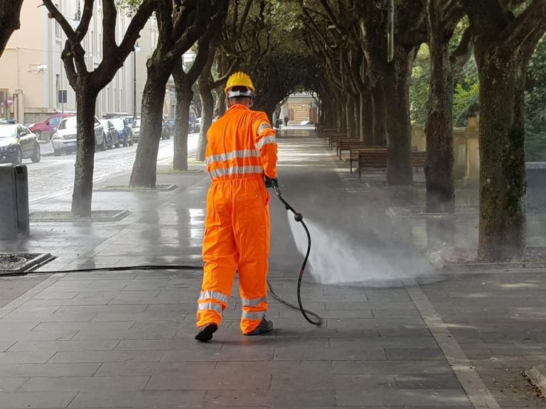 Coronavirus e disinfezione delle strade, l’esperto: «Inutile ed inefficace»