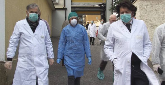 Coronavirus Vibo, viaggio nel “Percorso Covid” dello Jazzolino – Video