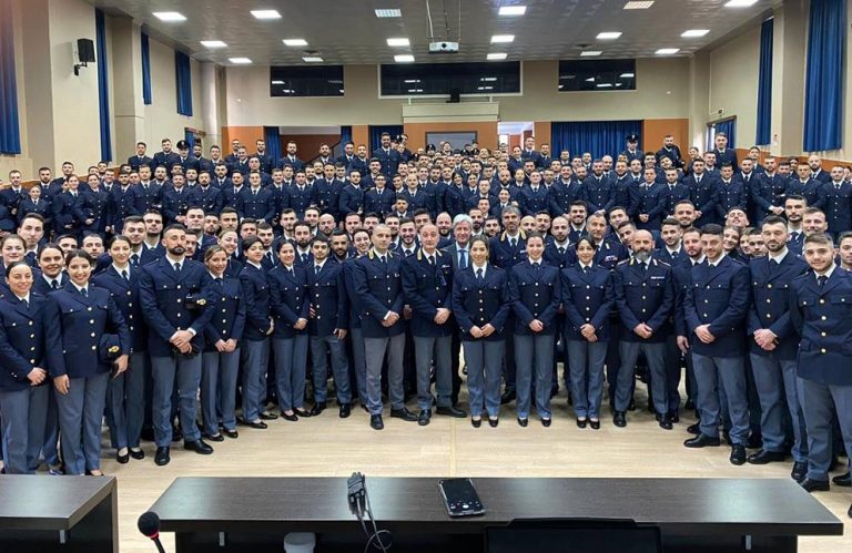 Polizia di Stato, dalla scuola di Vibo escono 225 nuovi agenti