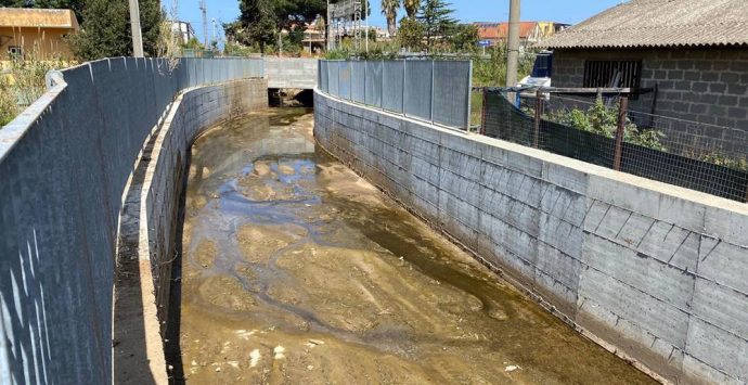 Vibo Marina, ultimata la pulizia straordinaria di fossi e torrenti – Foto