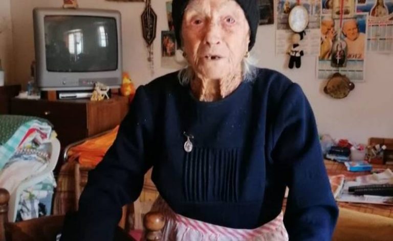 Nonna Lettera compie 100 anni, ma a San Costantino la festa è solo rimandata – Video